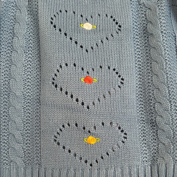 525 Blue Knit Tank Top with Heart Patterns - Picture 2 of 4